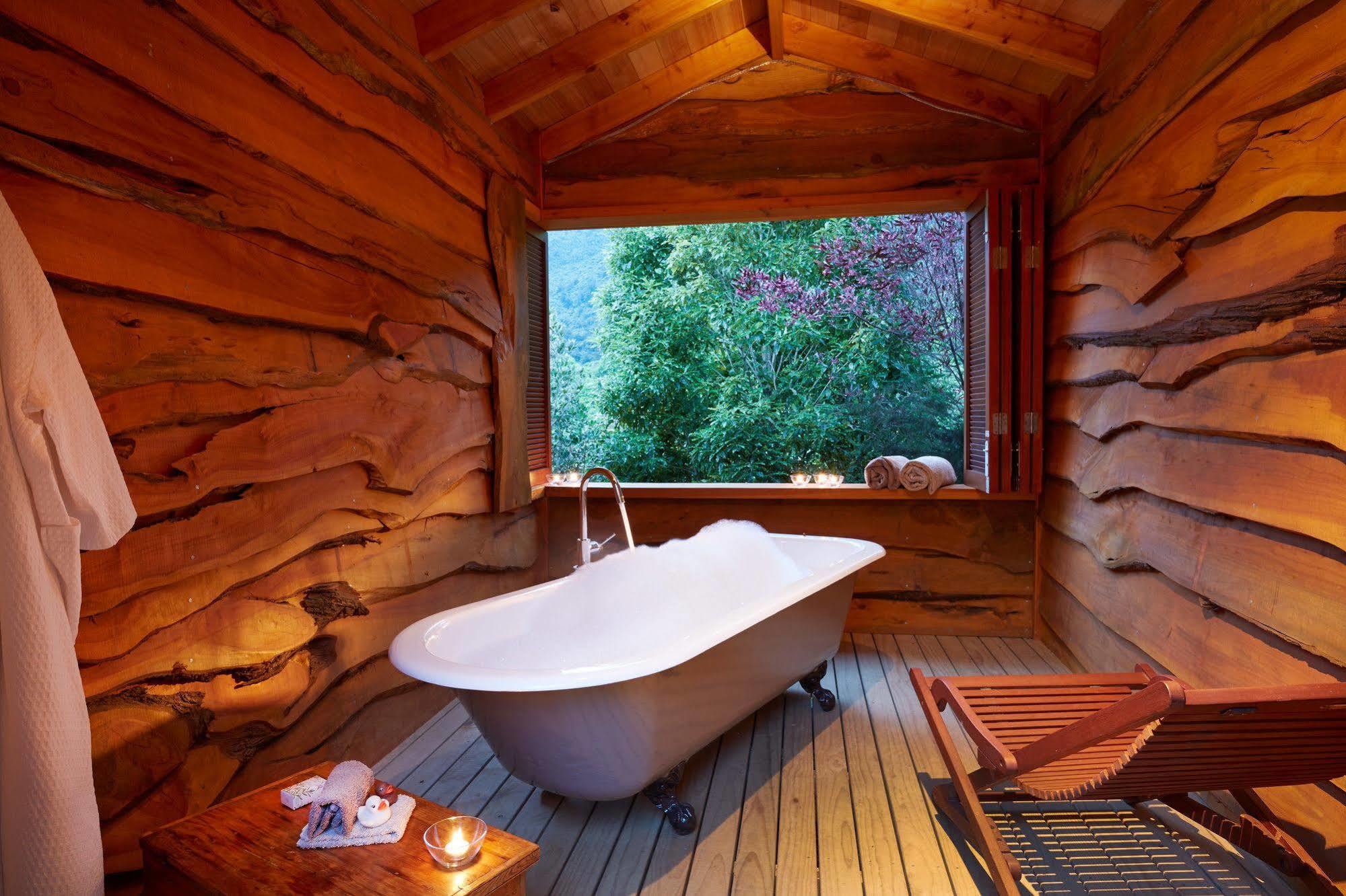 The Resurgence luxury eco lodge Motueka Exterior foto