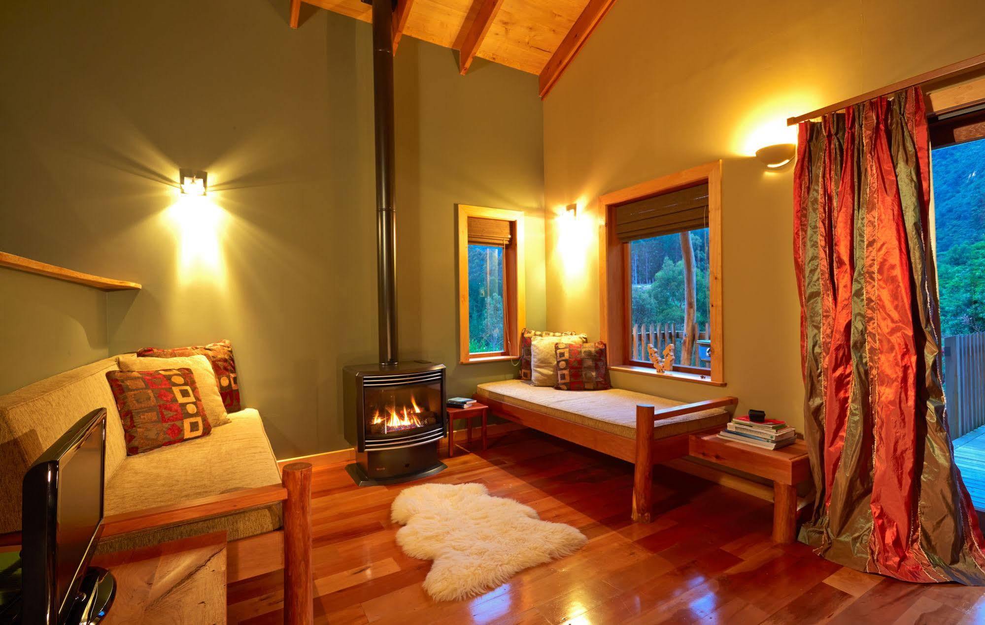 The Resurgence luxury eco lodge Motueka Exterior foto